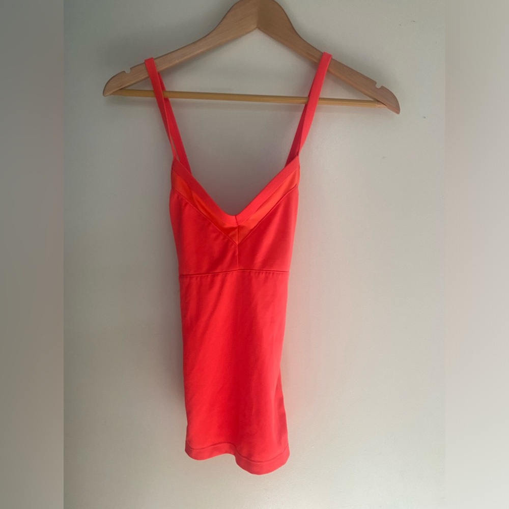 ALO Yoga Coral Tank Top